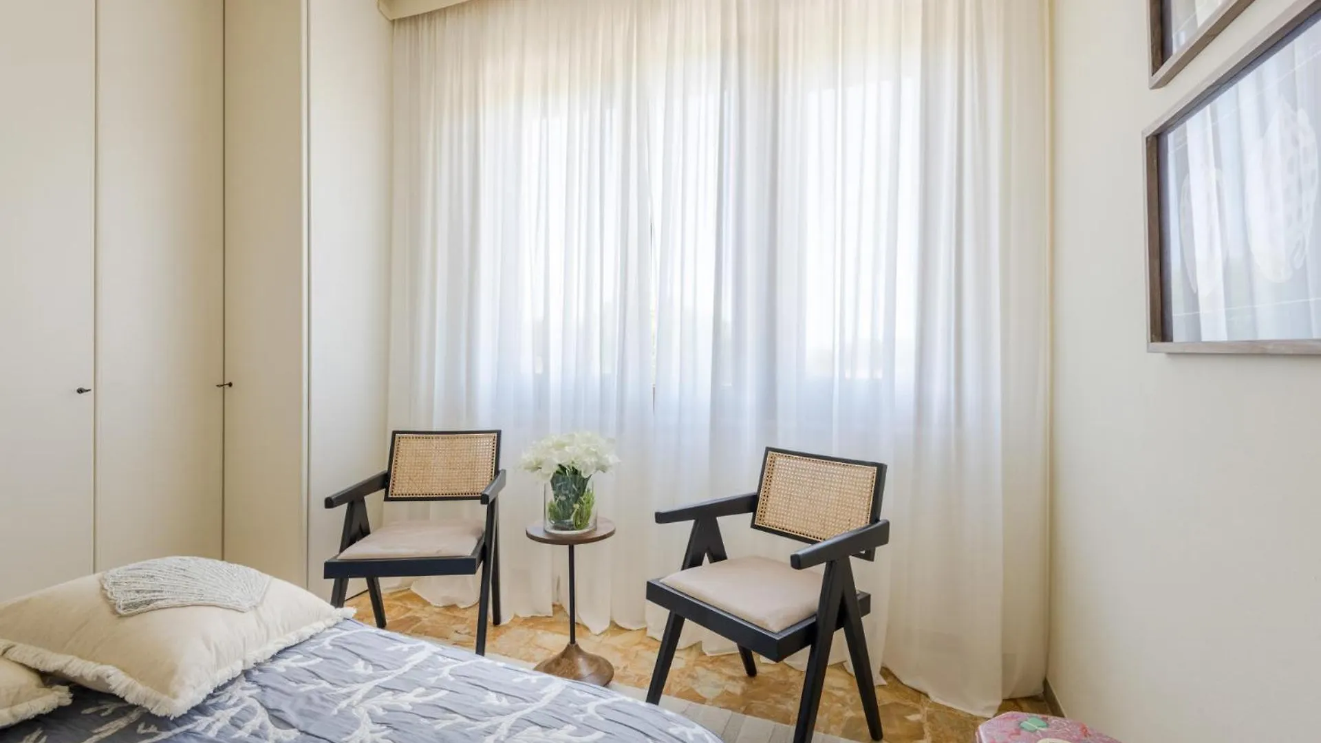 Apartment Ocean Breeze Lido Di Camaiore Italy