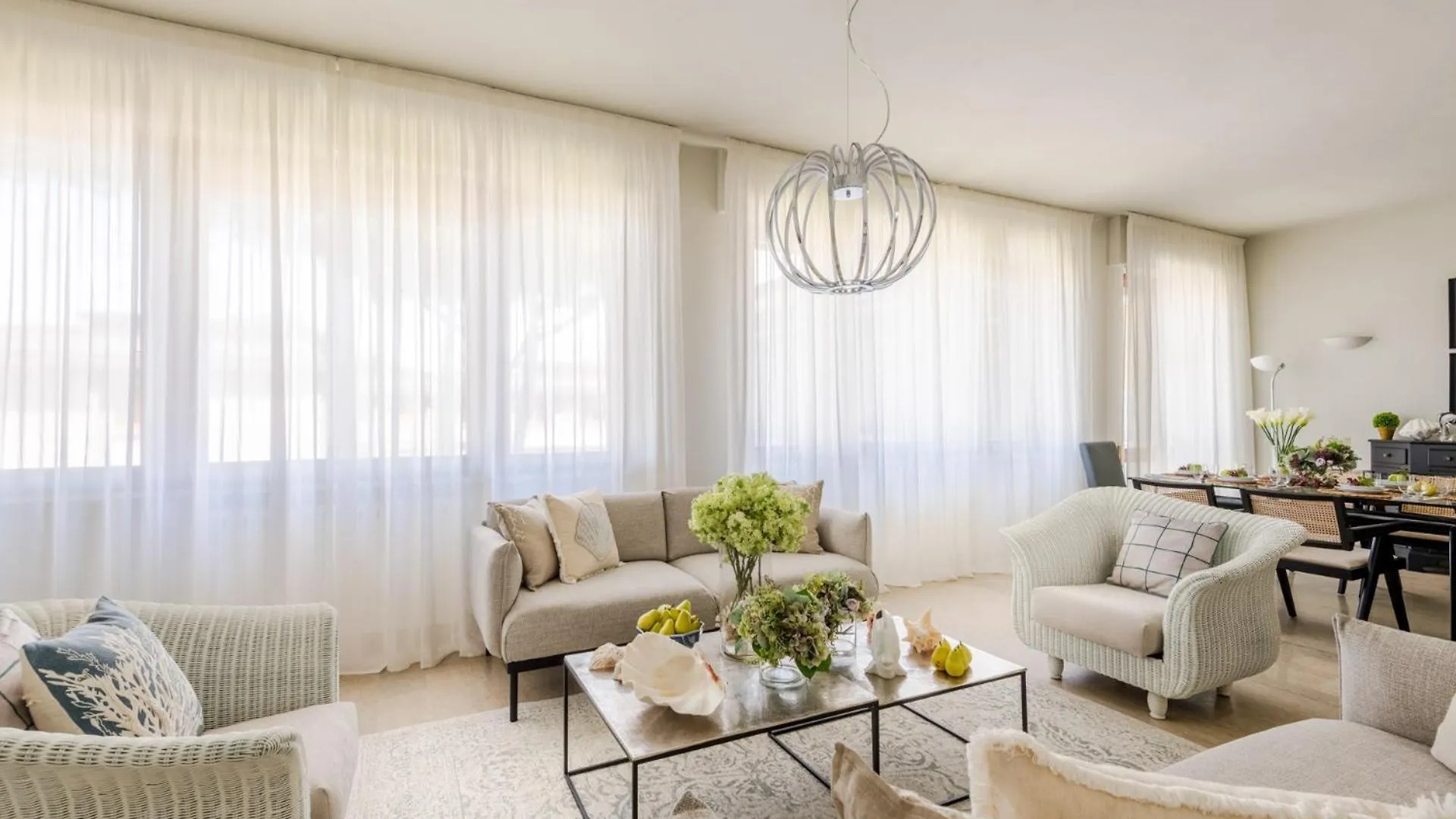 Apartment Ocean Breeze Lido Di Camaiore Italy